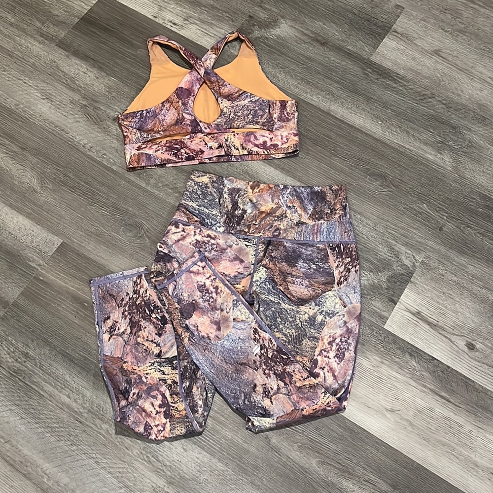 Fabletics Purple Multi Marble-Print Leggings & Sports Bra Set - Picture 3 of 10